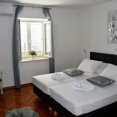 アパート Bellevue